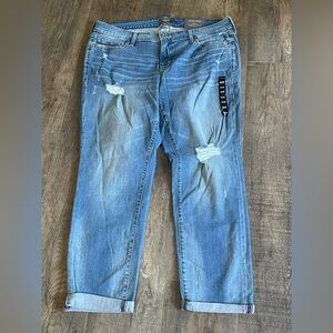 NWT Torrid Boyfriend Straight Vintage Stretch Mid-Rise Relaxed Jeans Size 16R
